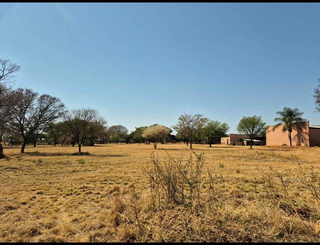 FARM FOR SALE IN DE WILDT